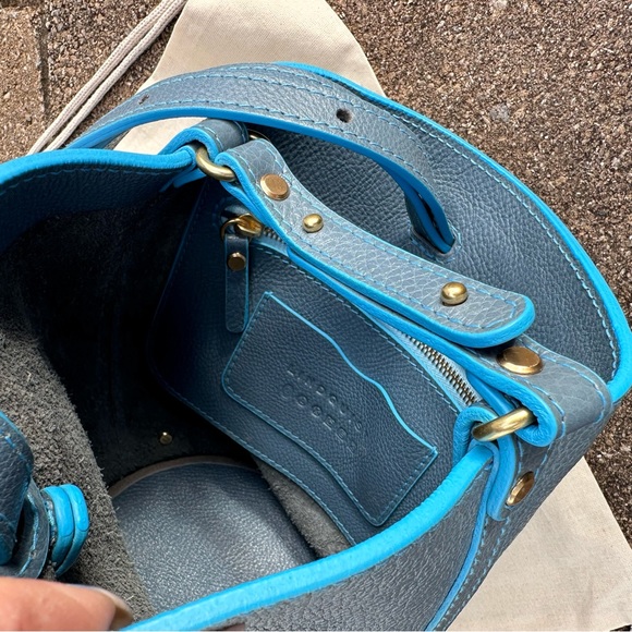 Lindquist Object Small Cyl in Roy blue - Picture 8 of 16